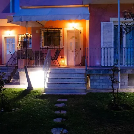 Sweetvillas Issos Línia